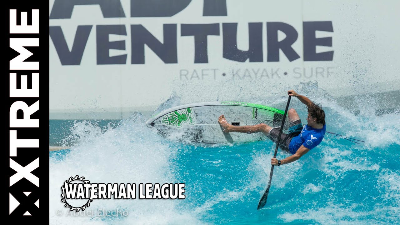 アラブのウェイブプールで開催されたSUPイベント