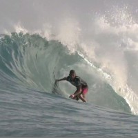 2014年度ボルコム・パイプ・プロ:初日ハイライト