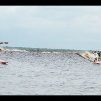 インドネシアの潮津波を追いかけたドキュメンタリー