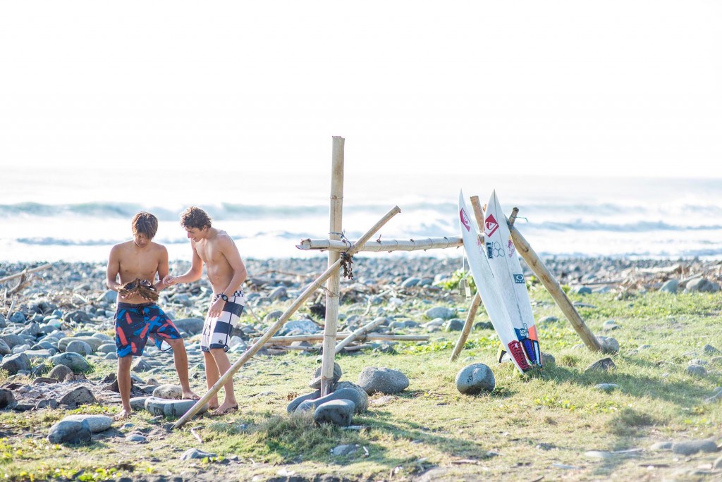 世界に羽ばたく五十嵐カノア&レオナルド・フィオラヴァンティのクイックシルバーコンビ