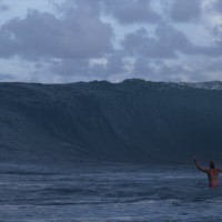 ポンペイのPパスでビッグバレルを当てたソリ・ベイリー