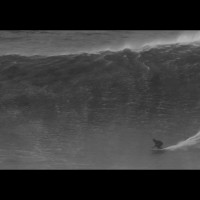 スウェルが当たり年となった今冬のスペインでフリーサーフ：アリッツ・アランブル