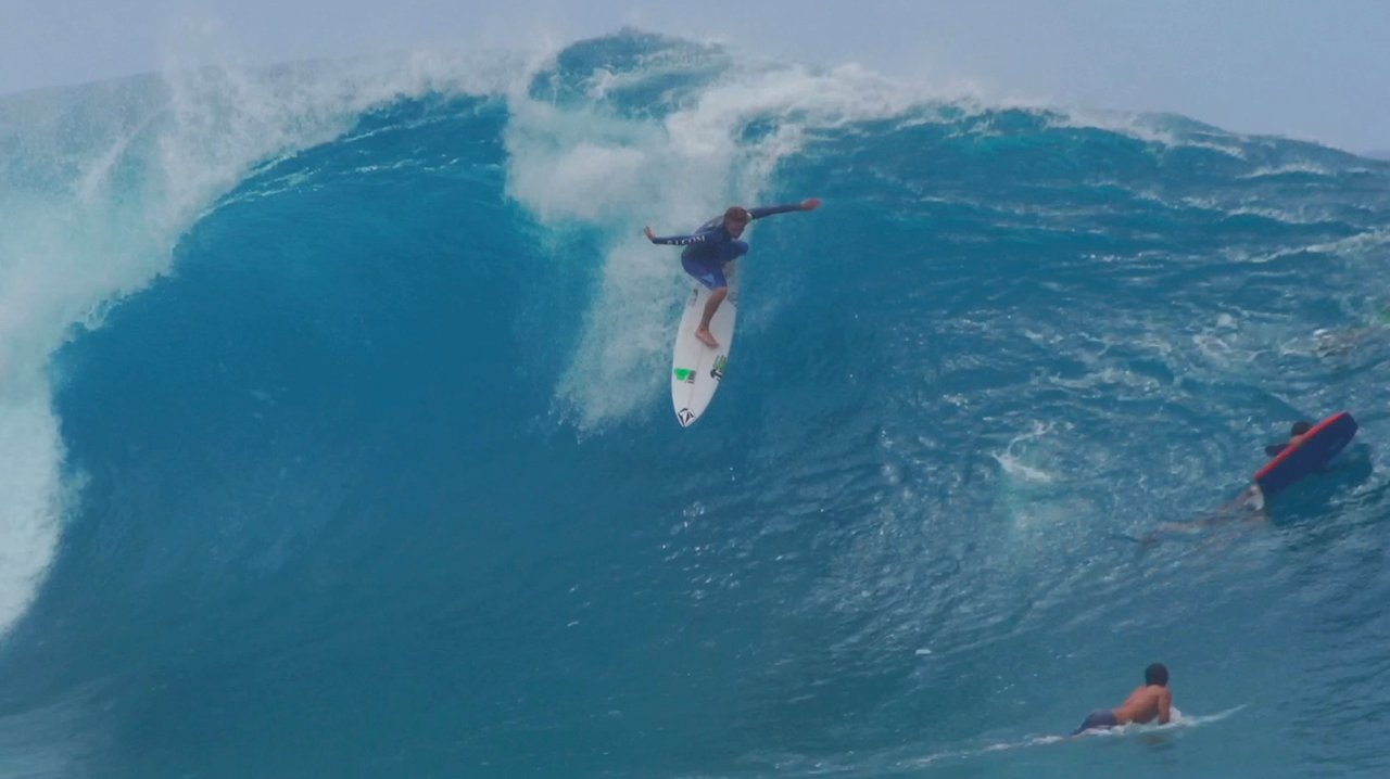 コフィン兄弟による2013/2014シーズンのハワイチャージ