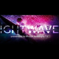 カラフルなナイトサーフィンを取り上げたフィリップス社のCM