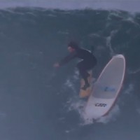 SUP&アライアの二刀流でチャージするサーファー:フレッド・コンパニオン