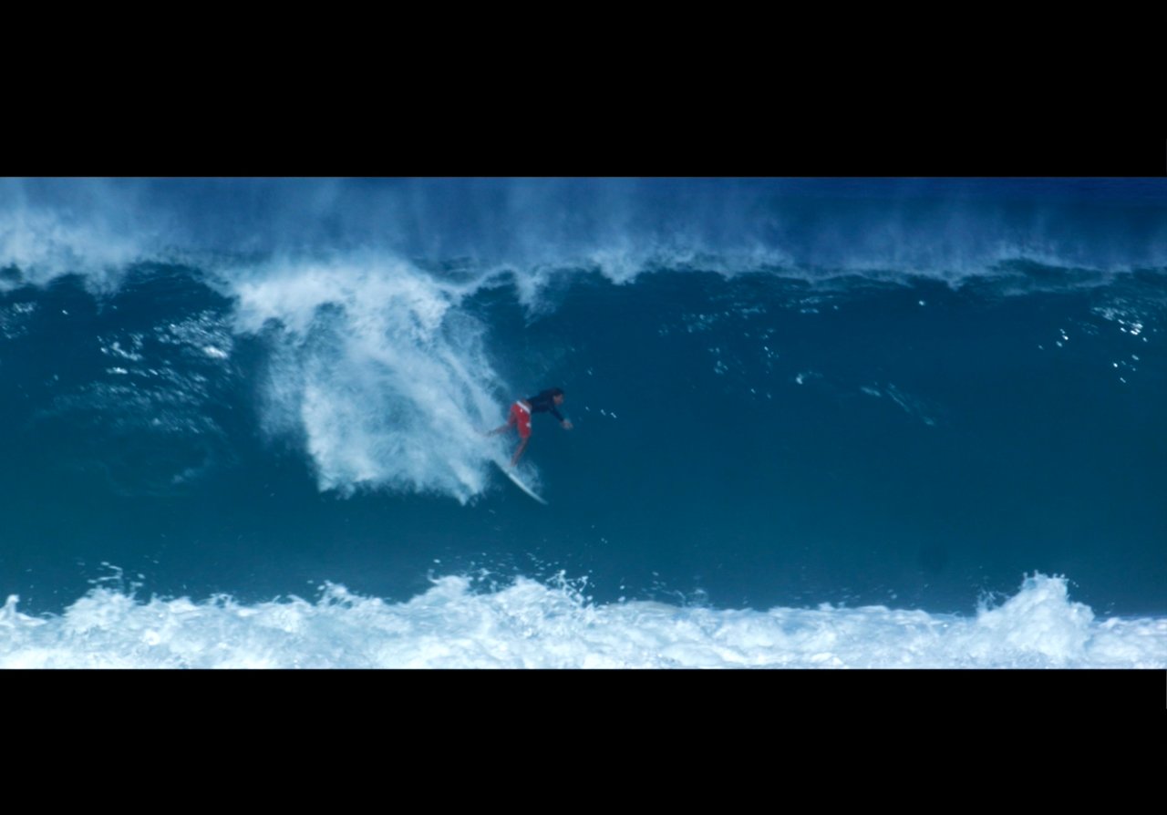 抜群にスタイリッシュなアドリアン・トヨンによるハワイセッション