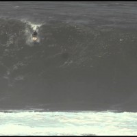 ビッグウェイブサーファーによるプエルト・エスコンディードでのチャージ映像続編