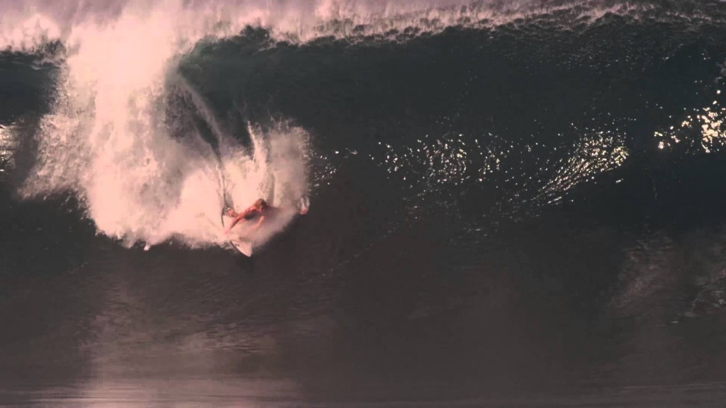 ジョンジョンのシェイパーを務めるジョン・パイゼルとは！？