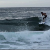 サーフィンを観光資源にする北朝鮮のサーフィンツーリズム