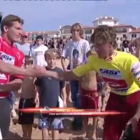 2004年度クイックシルバー・プロ・フランスでのアンディvsブルースのアイアンズ兄弟ファイナル