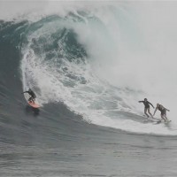 2013/2014シーズンのマウイ島ジョーズセッションをプレイバック