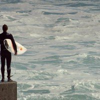 ビッグウェイブのブレイクするヴァージンスポットを狙うサーフムービー「ゴースト・ウェイブ」