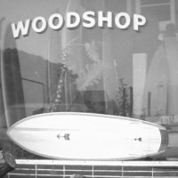 木製サーフボード作りに没頭するサーファー/シェイパー:ダニー・ヘス