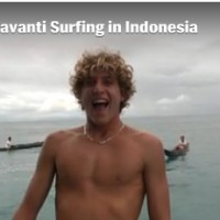 メンタワイ諸島でのフリーサーフ:レオナルド・フィオラヴァンティ