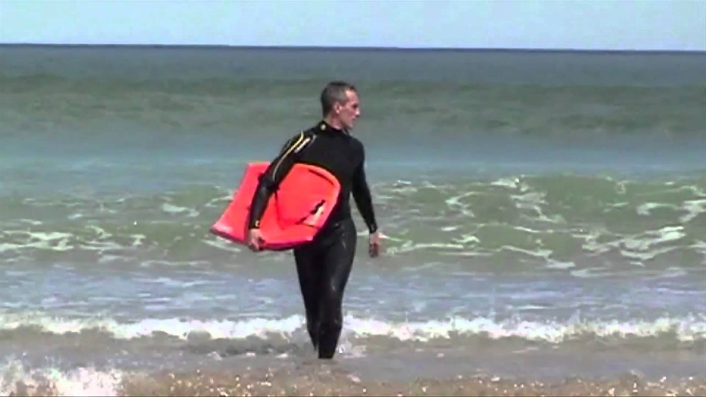 海へのエントリー方法byボディボーダー