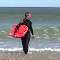 海へのエントリー方法byボディボーダー