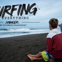 リップカールのグロムライダーinコスタリカ