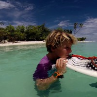 インドネシアやフランスでサーフする11歳のサーファー:キリアン・ゲリン