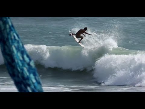 台風スウェルを追いかけたダニエル ジョーンズとクリス デル モロの台湾トリップ サーフィン動画ニュース World Surf Movies