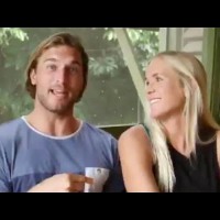 シャークアタックから早12年 妊娠発表したベサニー・ハミルトン