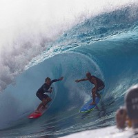 マイケル・ホー&マーク・ヒーリーの2in1バレル@パイプライン