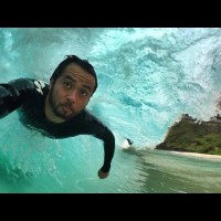 水中からリアルタイムで写真を送る現在のウォーターフォトグラファー