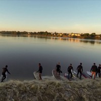 世界一混雑するフランスの潮津波サーフスポット