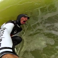 自撮りのプロが収めたバレル内部からのGoPro映像