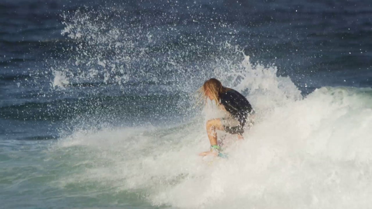 世界各地でのフリーサーフ：ルーク・ハインド