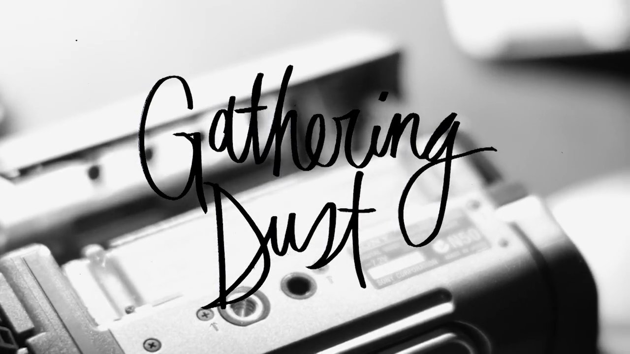 マルチサーファーのブライス・ヤングをフィーチャーしたサーフムービー「Gathering Dust」