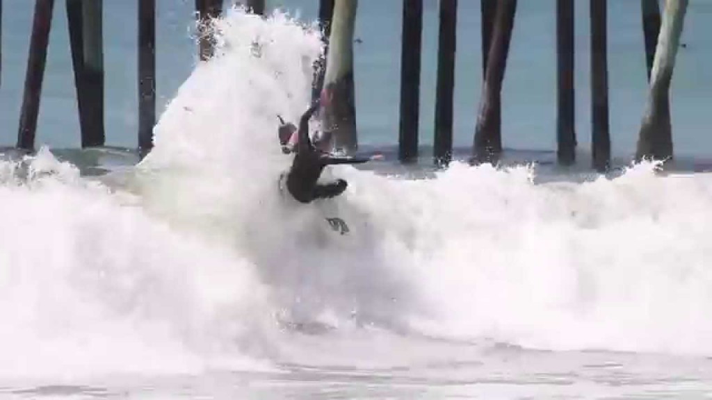 レパートリー豊かなエアーが目を引くフリーサーフ：イアン・クレーン