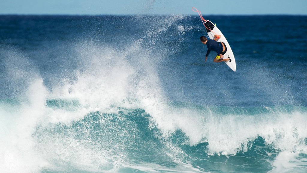 WCTルーキーのフリーサーフ映像：マット・バンティング