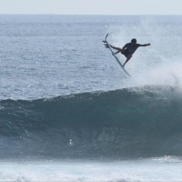 バリ島&スンバワ島レイキーピークでフリーサーフ：クーパー・チャップマン