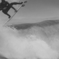 強烈なインパクトを残すフリーサーフ：ジェシー・メンデス