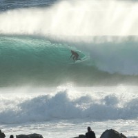 炸裂したマーガレットリバーでルーカライダーのフリーサーフ