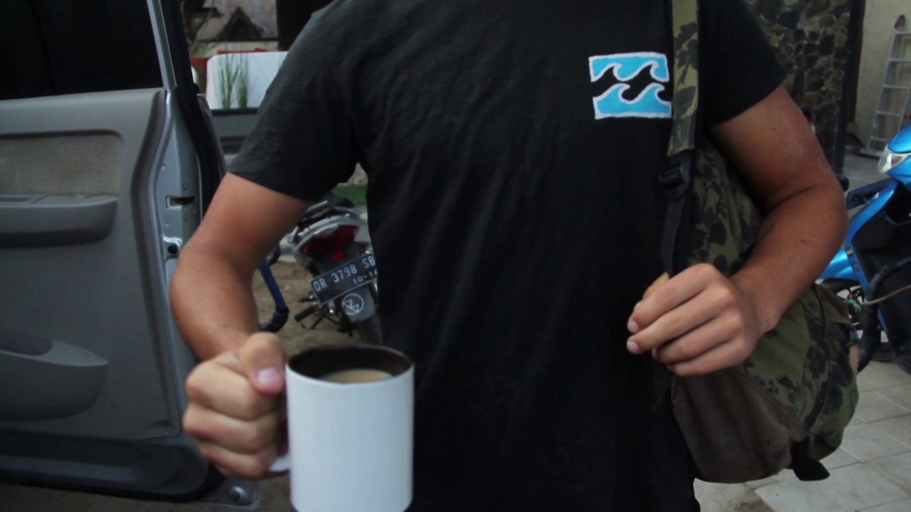 ロンボク島（インドネシア）でボードテスト：ミッチ・パーキンソン