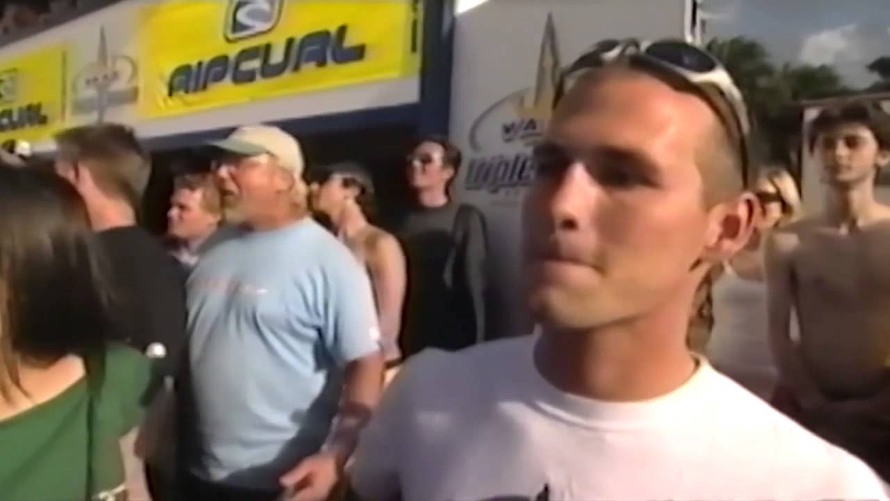 2015年シーズンでの引退を表明したCJホブグッドのインタビュー映像