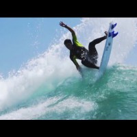 フィリペ・トレド中心のブラジリアンが小波サーフィン＠サンディエゴ