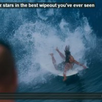 チョープー(タヒチ)でロングボードでのチャージからライム消毒:ケリア・モニーツ