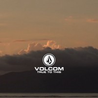 ボルコムのグロムサーファーが極上サーフのレイキーピークへトリップしたら