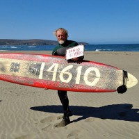 ギネス記録にも認定！40年以上毎日サーフし続けた男：デール・ウェブスター