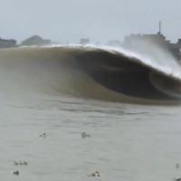 波の乗換可能なジェットサーフ!ガンジス川(インド)の潮津波で真価を発揮したテストライド