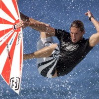 アンディ・アイアンズ他界から5年 弟ブルースの心境やアンディのボードをテストライド企画など