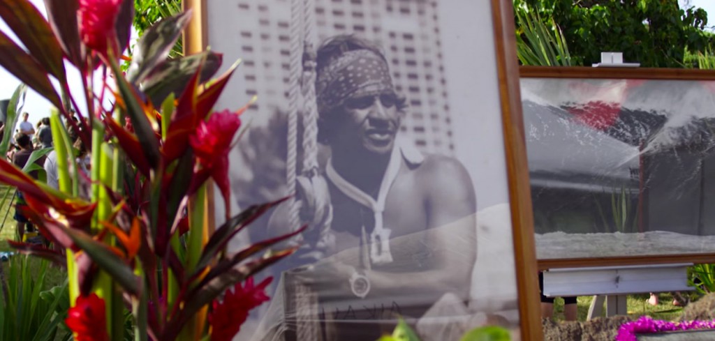 2015/2016シーズンの「Quiksilver in Memory of Eddie Aikau」招待選手リスト