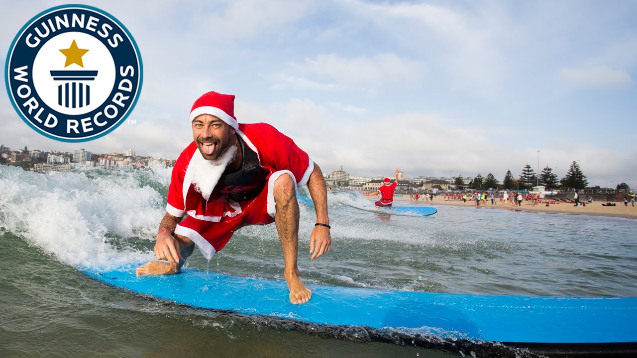 ギネス世界記録！サンタクロースだらけの世界最大規模サーフレッスン＠シドニー