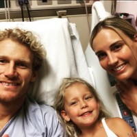 2015年パイプマスターズで大怪我を負ったビード・ダービッジの状況