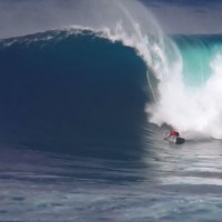 BWTイベントをスキップしたケリー・スレーターはどこで何をしていたのか？