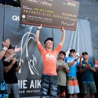 31周年にして9度目の開催となった2015/2016年シーズンのエディイベント@ワイメア