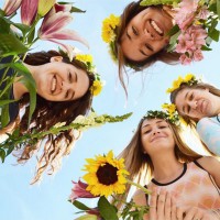 ファッションと実用性を備えた女性サーファー向けウエットスーツブランド「スターフィッシュ」