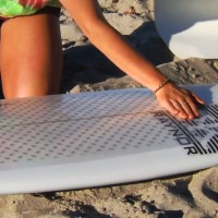 ワックス落としの手間が省けボードはクールに見えるシート「ワックストラック」